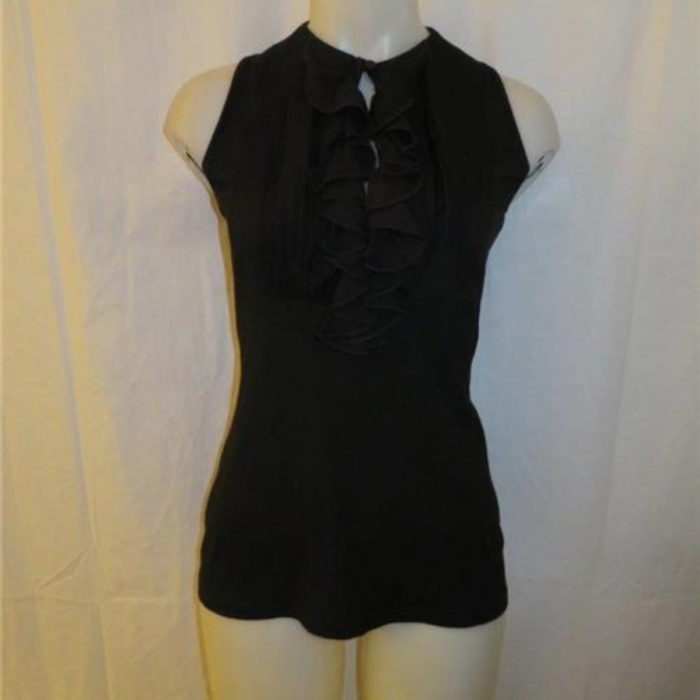 GENDER BIAS  BLACK  SLEEVELESS  RUFFLED TOP M